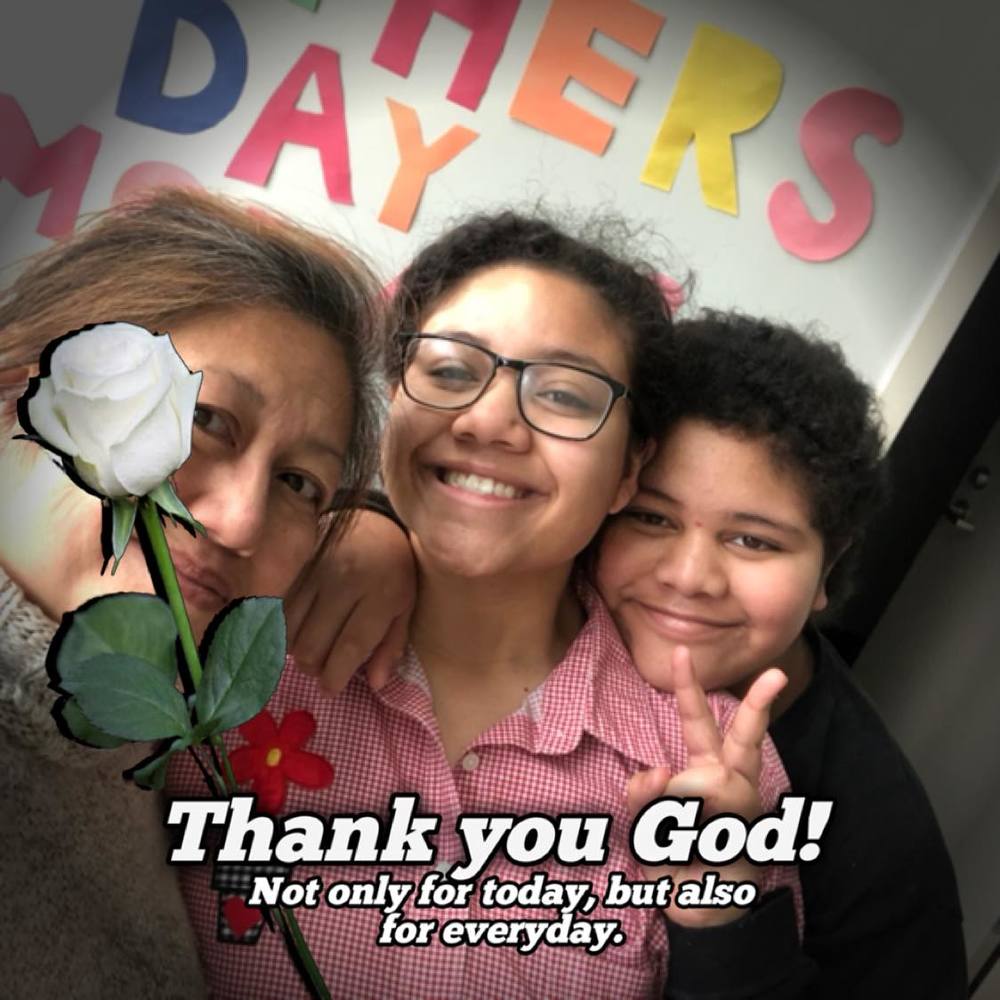 Meet your Posher, Amilou